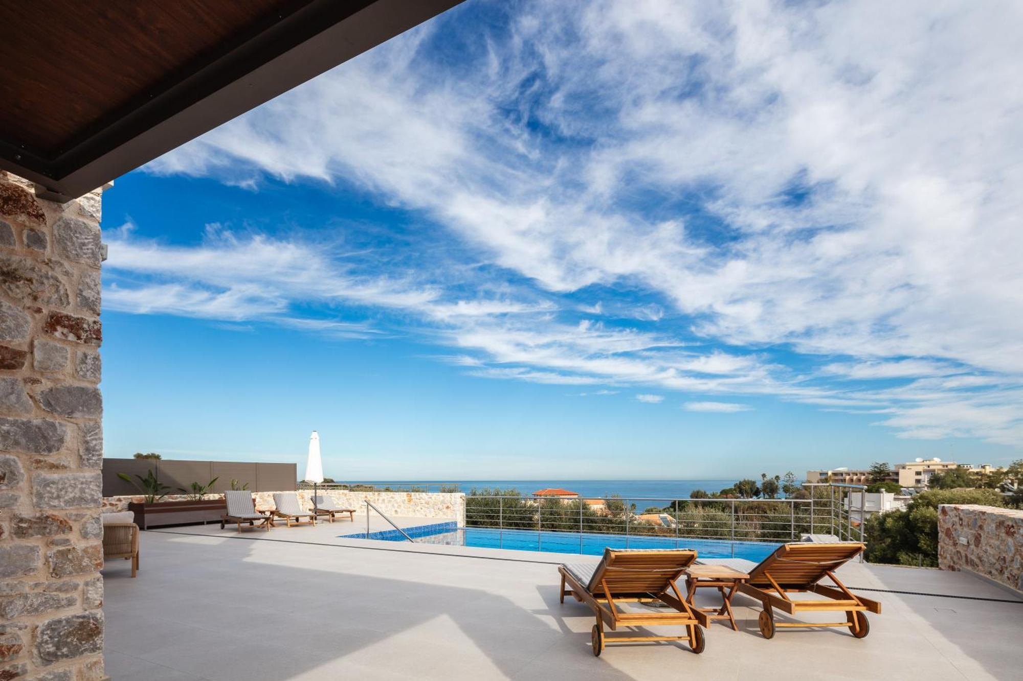 Oinolithos Luxury Villas Kalamaki  Exterior photo