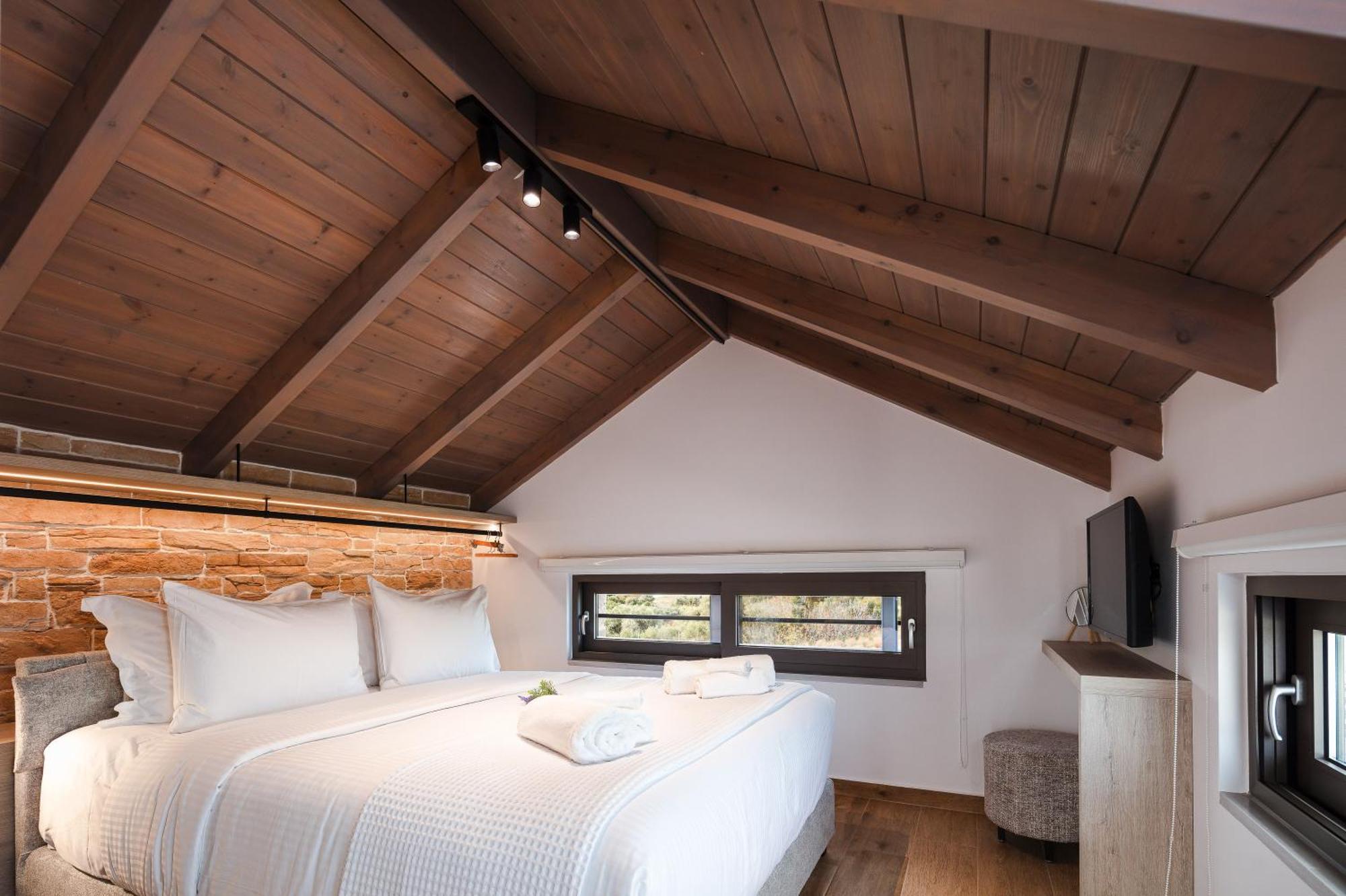 Oinolithos Luxury Villas Kalamaki  Exterior photo
